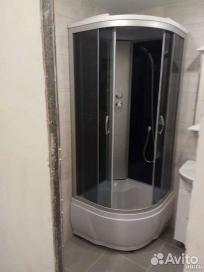 Установка акриловых ванн и душевых кабин