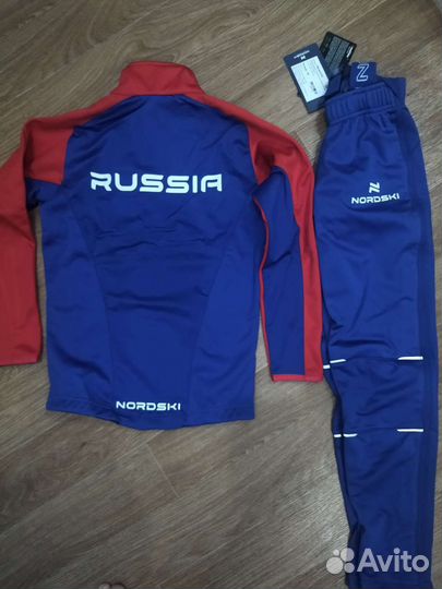 Лыжный разминочный костюм 152,140