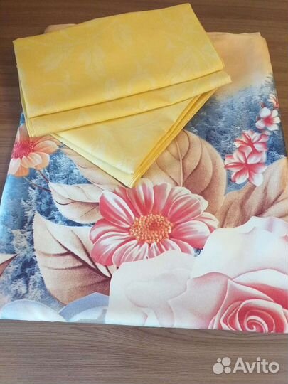 Комплект 2х спальн новый и Полотенца