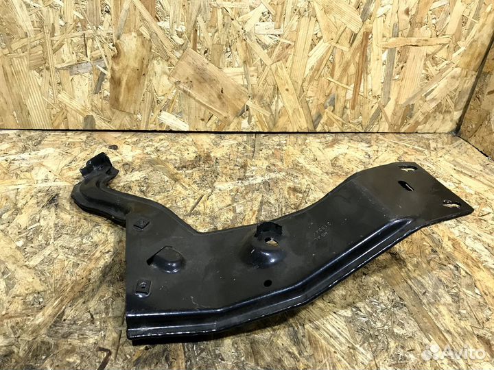 Кронштейн усилителя торпеды Audi A4 B6