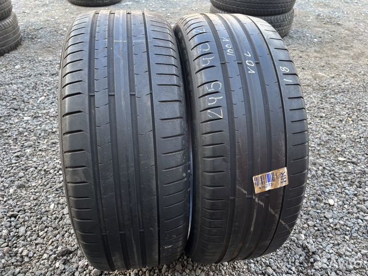 Pirelli P Zero PZ4 245/40 R21