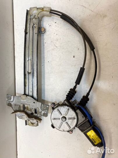 Мотор стеклоподъемника задний правый Kia Spectra