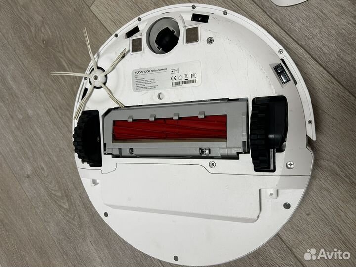 Робот пылесос roborock q7
