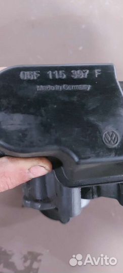 Корпус масляного фильтра на Volkswagen Passat B6