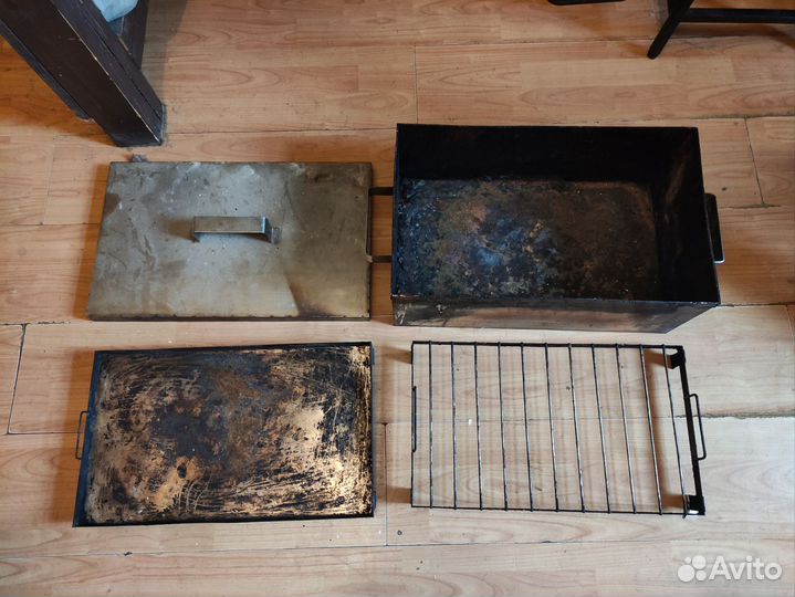 Коптильня с ручками