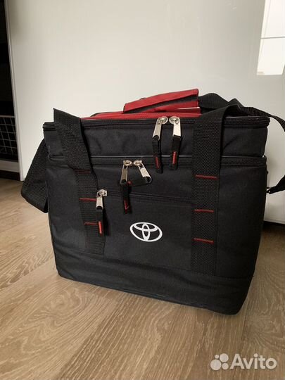 Оригинальная сумка-термос Toyota