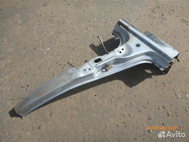 Стойка кузова центральная левая Renault Laguna