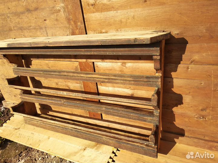 Посудник старинный