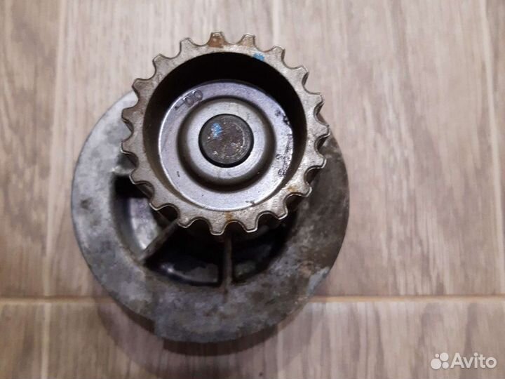 Помпа chevrolet cruze 1.6