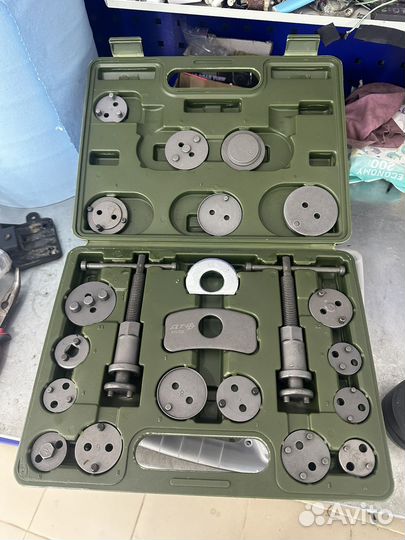 Набор для утапливания поршней тормозного цилиндра