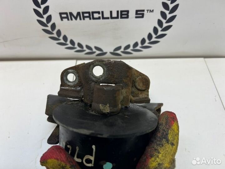 Подушка двигателя правая Nissan Primera P12 QG18DE