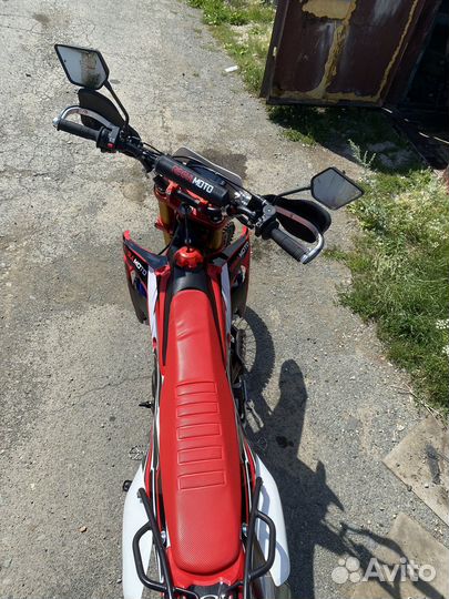 Regulmoto CRZ-300