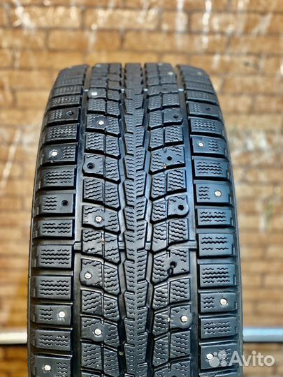 Dunlop SP Winter Ice 01 205/55 R16 94T