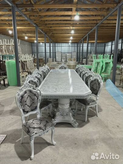 Столы и стулья для кухни новые