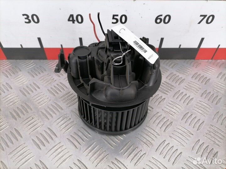 Моторчик печки для Renault Megane 2 7701056965