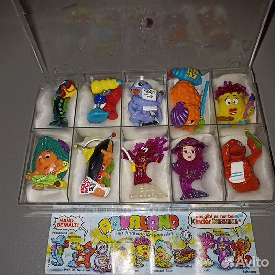 Игрушки коллекции Kinder surprise в коробочках