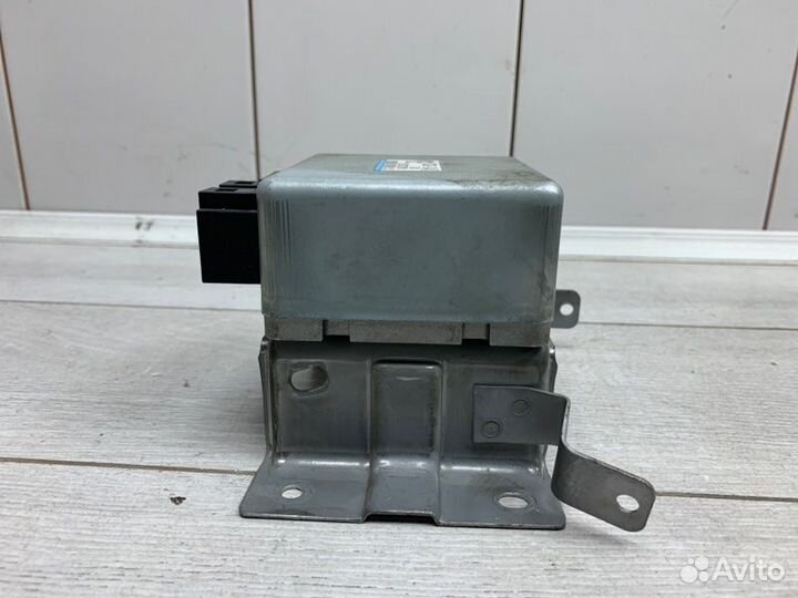 Блок управления рулевой рейкой Suzuki Sx4 хэтчбек