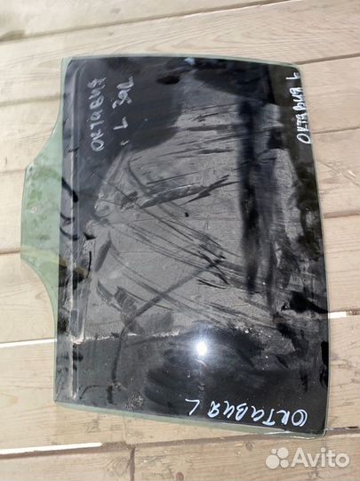 Стекло двери Skoda Octavia A5 1.6 2004