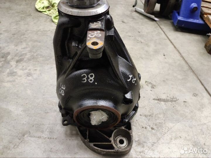 Задний редуктор задний Bmw F15