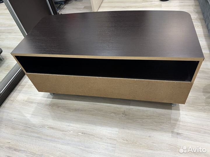 Тумба под телевизор