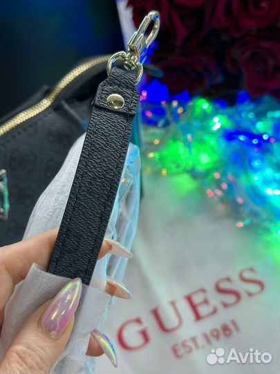 Сумка guess новая оригинал