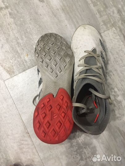 Бутсы adidas predator