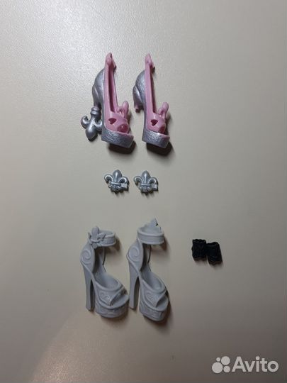 Редкие аксессуары монстер хай базовая рошель гоил