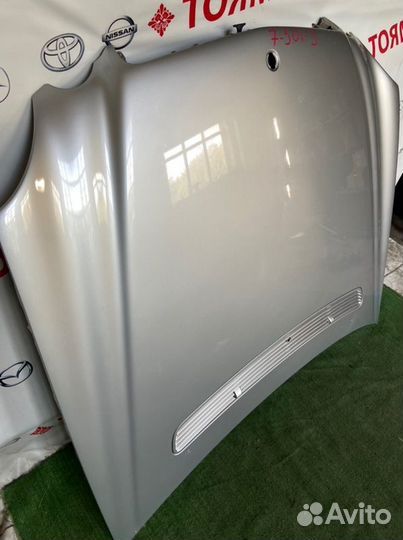 Капот Mercedes E-Class W211 M112.949 2003