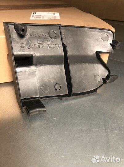 Бампера Вставка Toyota 5254330070 toyota