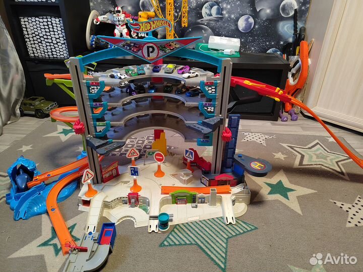 Трек парковка хот вилс оригинал