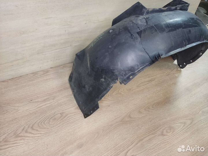 Подкрылок передний левый, Volvo 850
