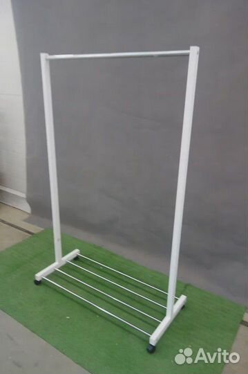 Вешалка напольная Leset Нова