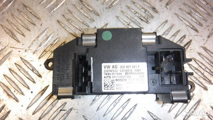 Резистор отопителя VW Volkswagen Jetta