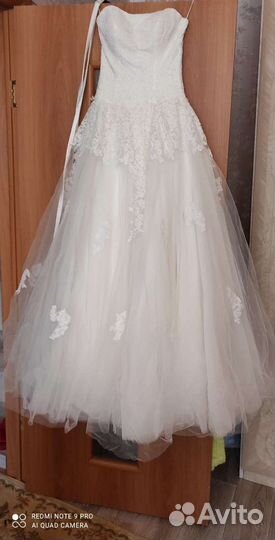 Свадебное платье на корсете 42-44
