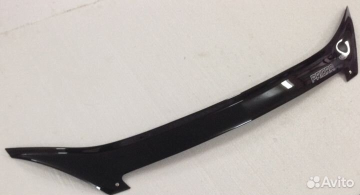 Дефлектор капота LADA Priora (на скотче)