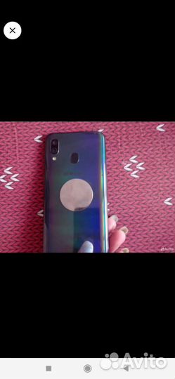 Samsung Galaxy A40, 4/64 ГБ