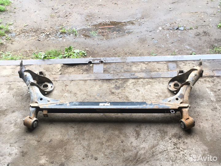 Задняя балка Гольф 4 Боро