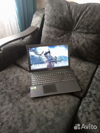 Ноутбук Asus