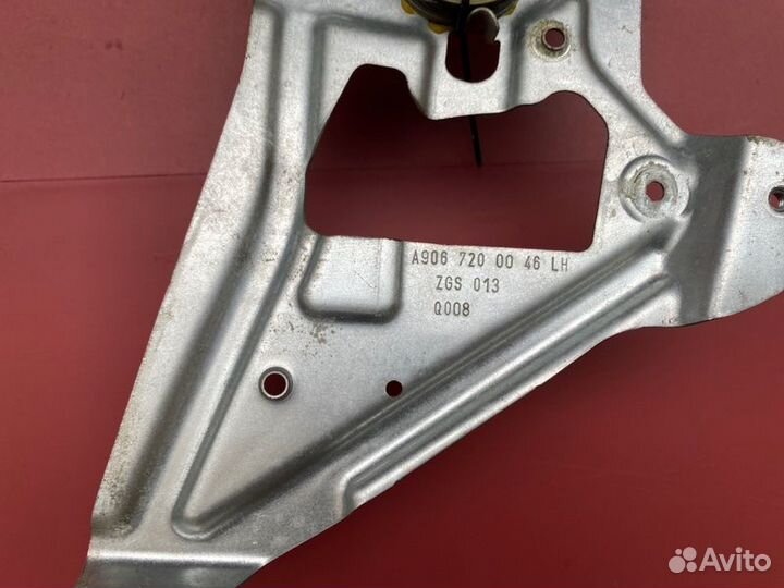 Механизм стеклоподъемника передний левый Wv