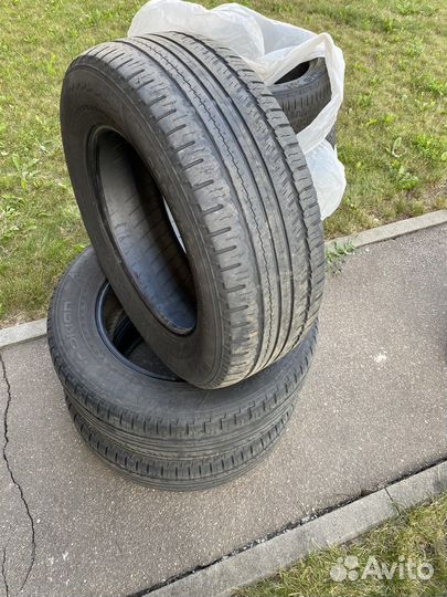 Nokian Tyres Hakka SUV 235/65 R17