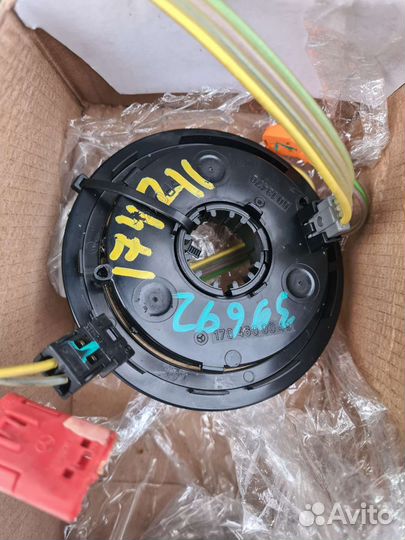 Подрулевой шлейф w124