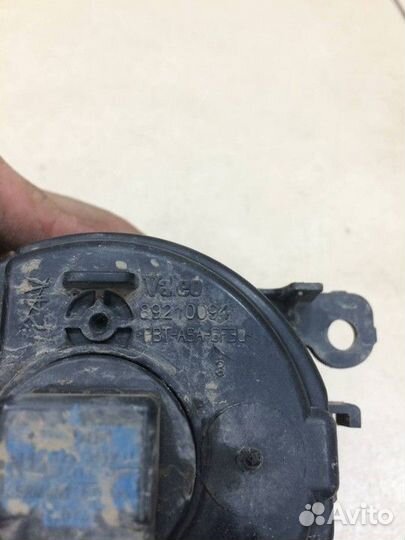 Фара противотуманная передняя Renault Logan