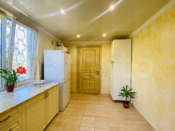 Коттедж 110 м² на участке 11 сот.