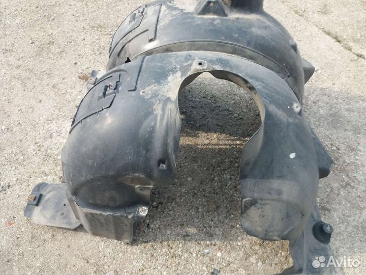 Подкрылок передний левый Мерседес CLA 2014