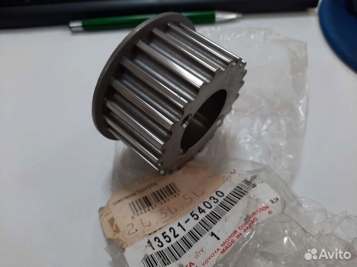 Шкив коленвала Toyota 13521-54030