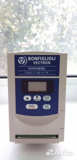 Частотный преобразователь Bonfiglioli SYN 10 S220