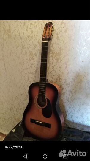Гитара простая в чехле