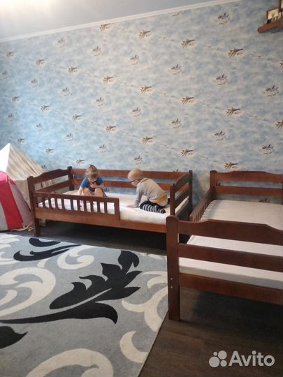 Кровать из массива сосны 