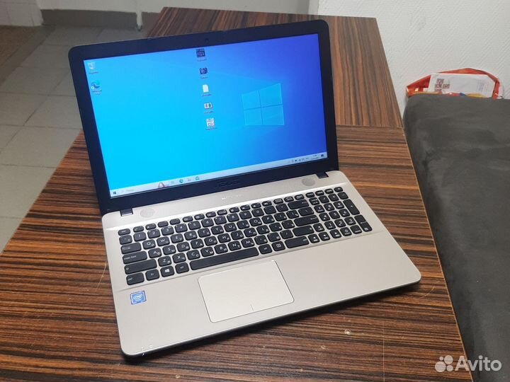 Ноубук asus X541N
