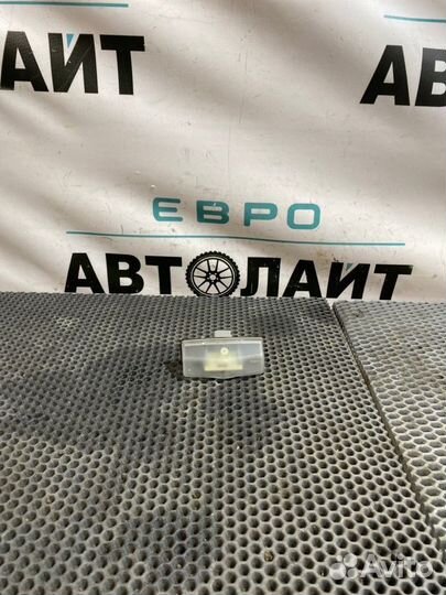 Подсветка номера задняя Lexus Rx450H GYL25 3.5